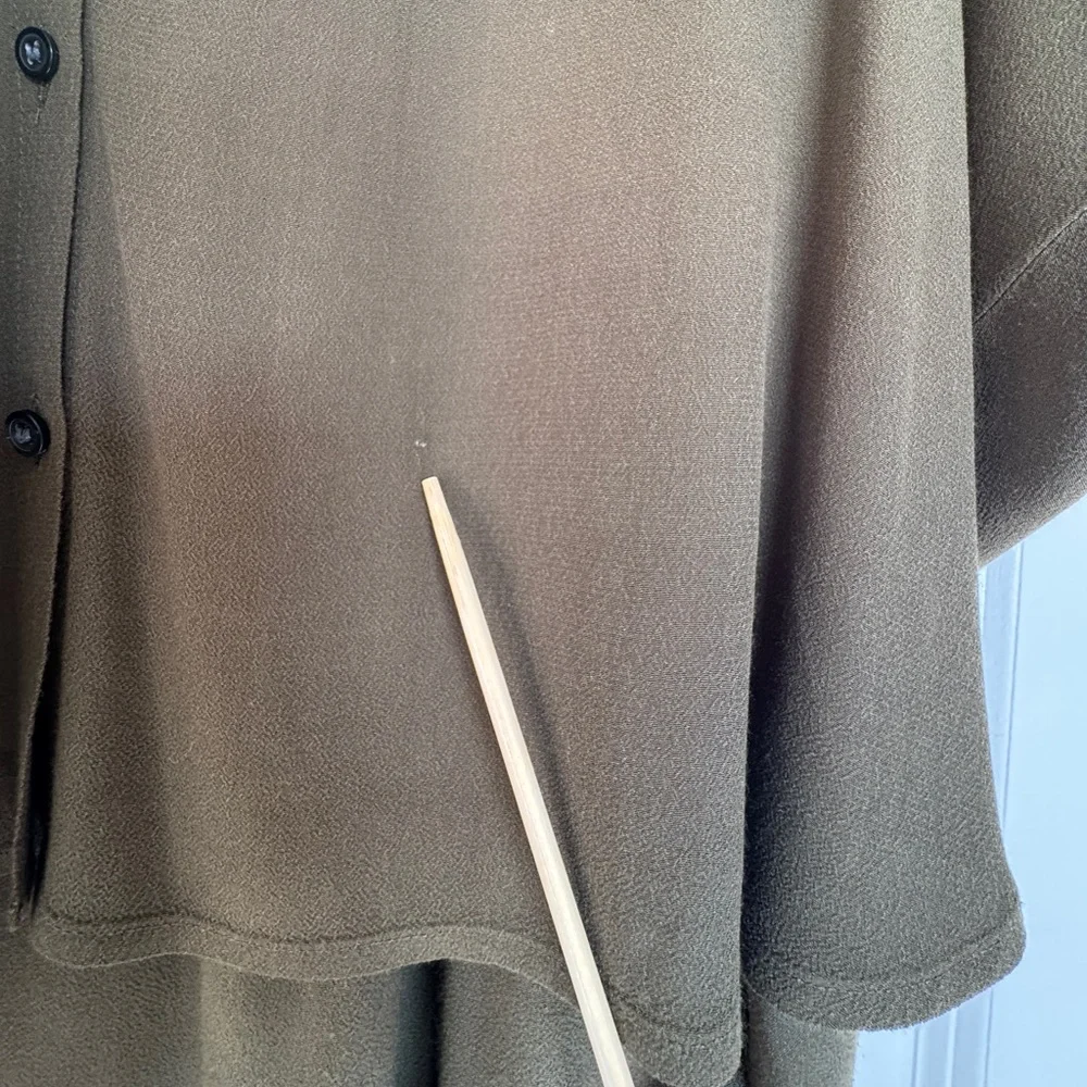 EUC MADEWELL Central Drapey Button Up Blouse Shirt, Olive Green, Size XL 💚 - Picture 10 of 10